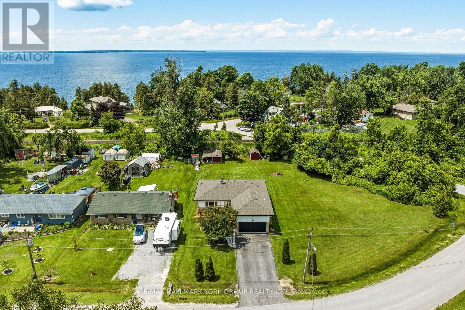 54 Twmarc Avenue, Brock, Ontario  L0K 1A0 - Photo 2 - N13488582