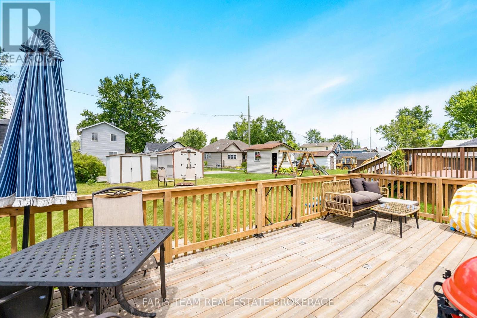 1066 Wood Street, Innisfil, Ontario  L0L 1K0 - Photo 20 - N13489092