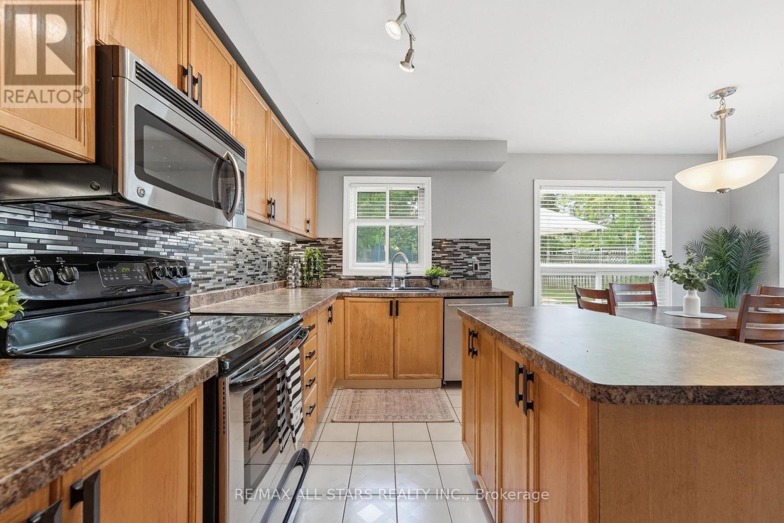 11 Sherie Drive, Georgina, Ontario  L4P 3R3 - Photo 23 - N13489190