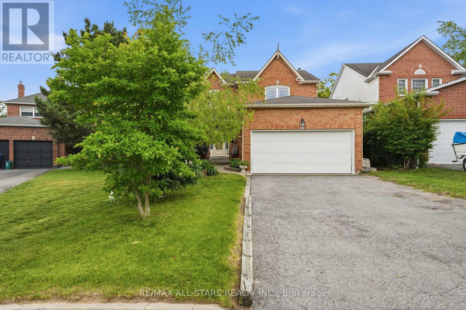 11 Sherie Drive, Georgina, Ontario  L4P 3R3 - Photo 5 - N13489190