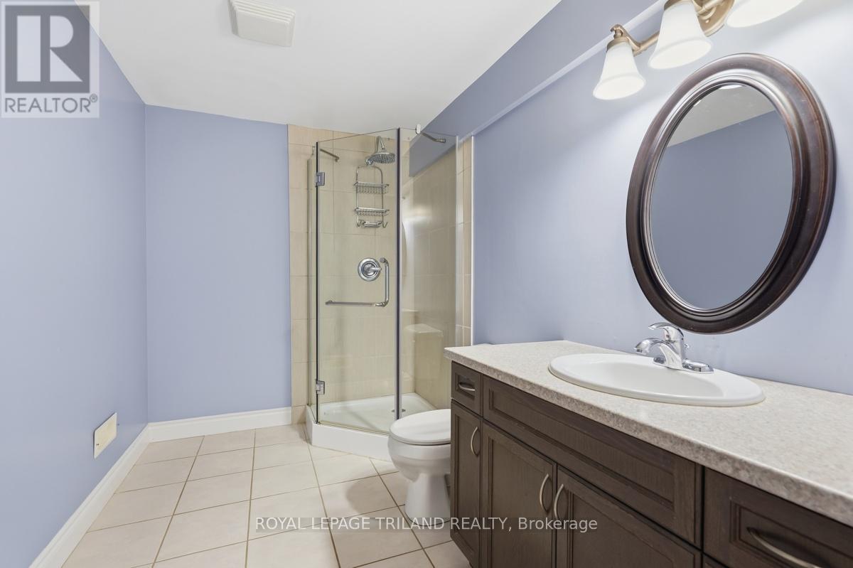 989 Roulston Crescent, London North, Ontario  N6H 0E8 - Photo 30 - X13489922