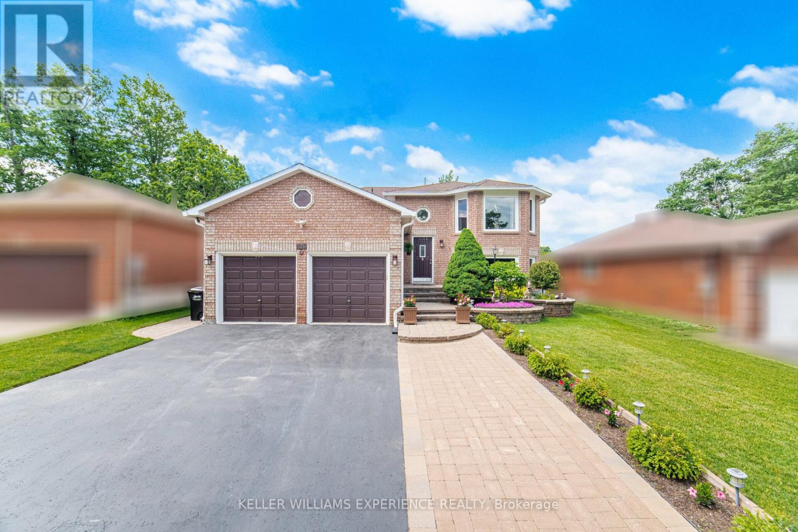 526 LEACOCK DRIVE, Barrie, Ontario
