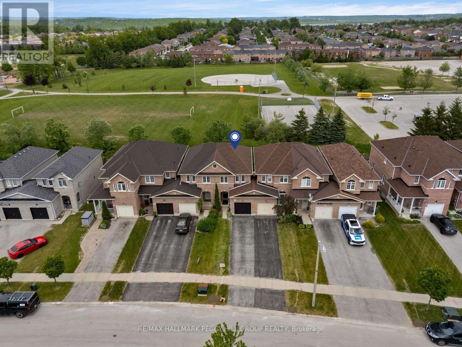 34 Arch Brown Court, Barrie, Ontario  L4M 0C6 - Photo 2 - S13488850