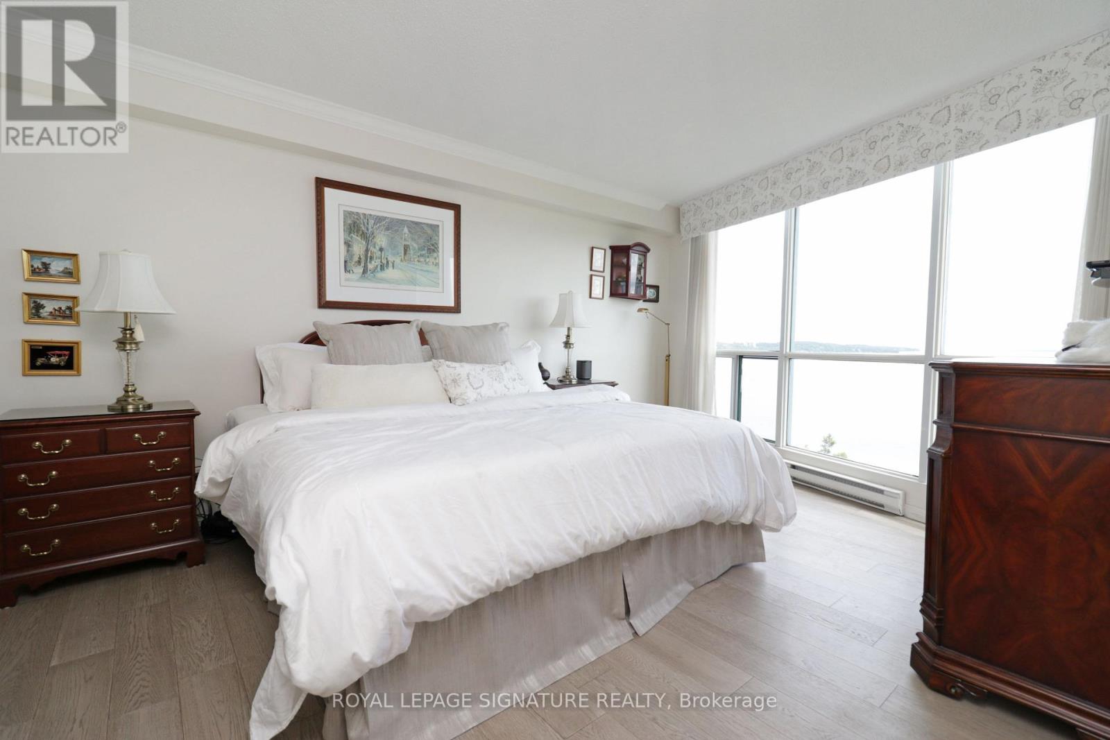 1004 - 65 Ellen Street, Barrie, Ontario  L4N 3A5 - Photo 15 - S13489098