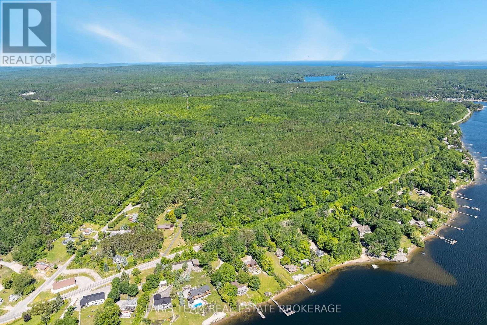 364 Champlain Road, Penetanguishene, Ontario  L9M 1S4 - Photo 6 - S13489390