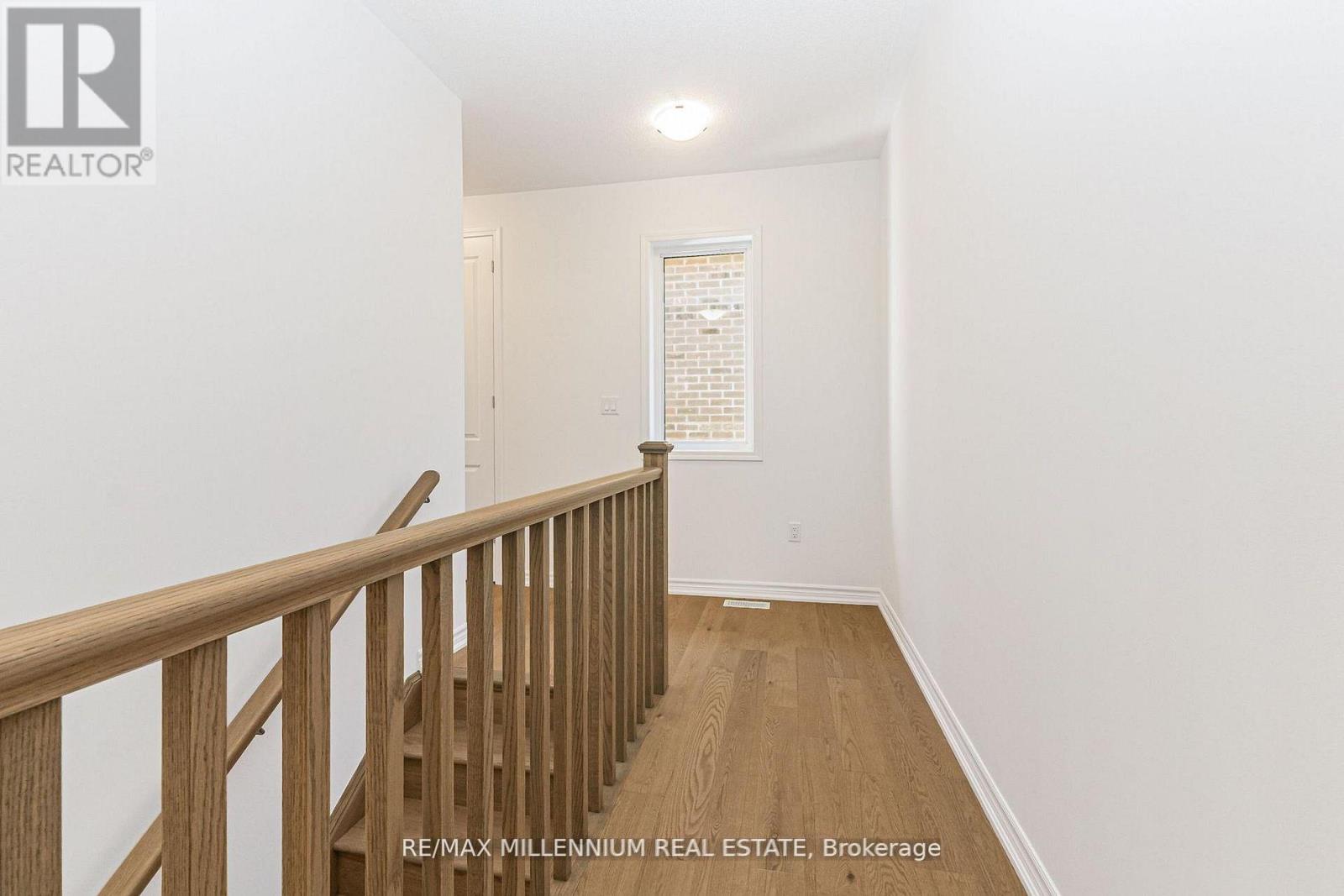 54 Gretzky Avenue, Barrie, Ontario  L9J 1A8 - Photo 15 - S13489452