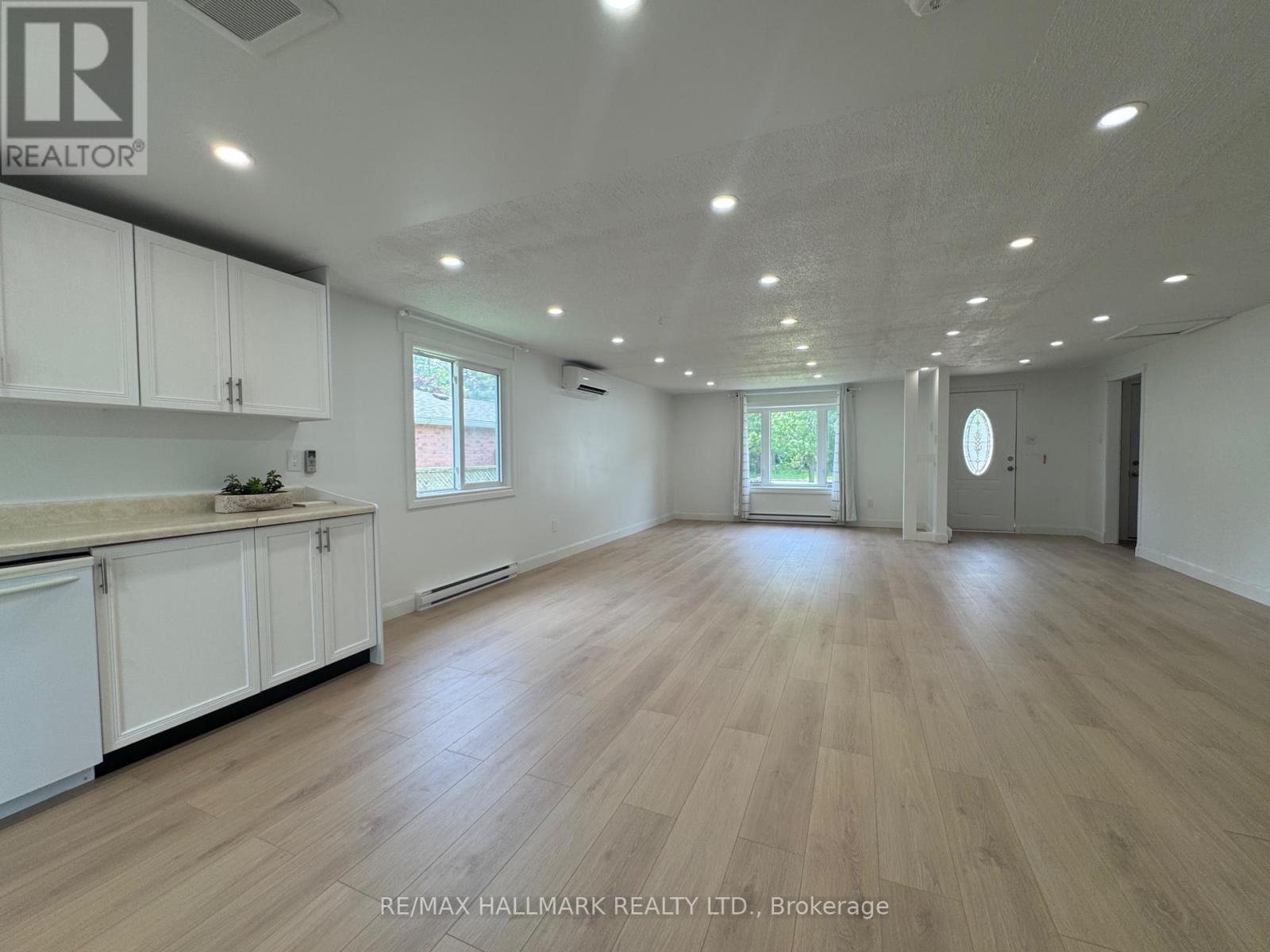 321 Sunnidale Road, Barrie (Sunnidale), Ontario  L4N 5R1 - Photo 3 - S13489468