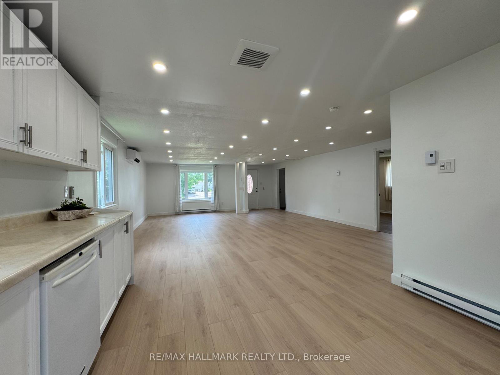 321 Sunnidale Road, Barrie (Sunnidale), Ontario  L4N 5R1 - Photo 4 - S13489468