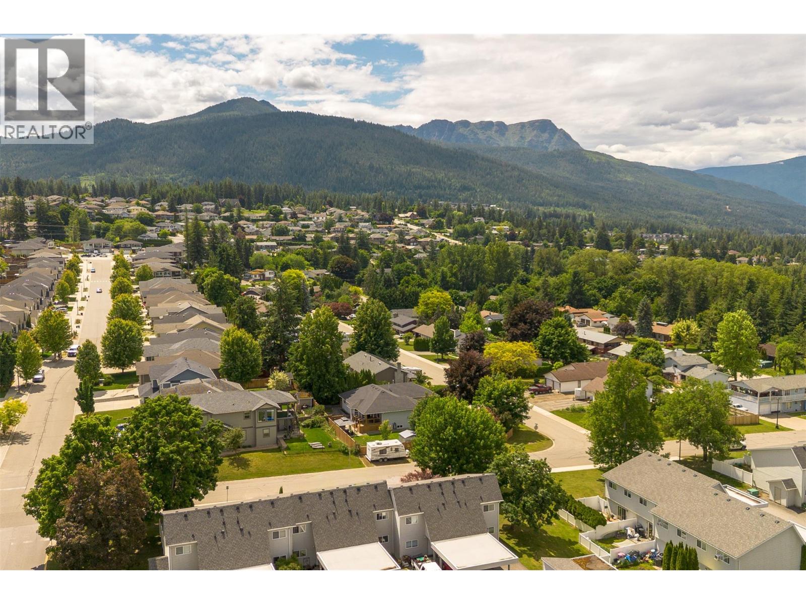 470 23 Street Ne, Salmon Arm, British Columbia  V1E 1Y7 - Photo 9 - 10391409