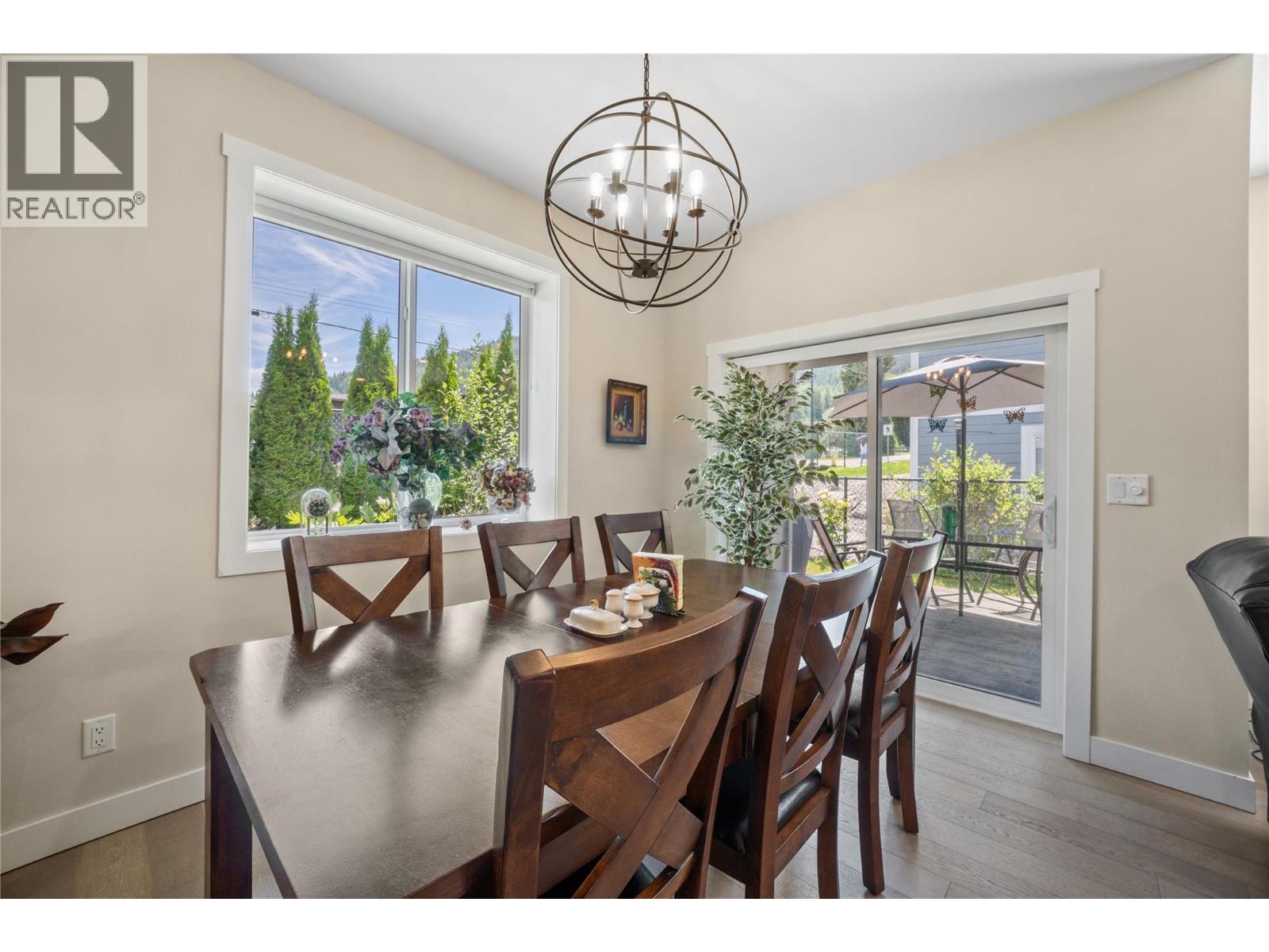 1791 10 Street SW Unit# 2, Salmon Arm, British Columbia  V1E 0E9 - Photo 10 - 10392551