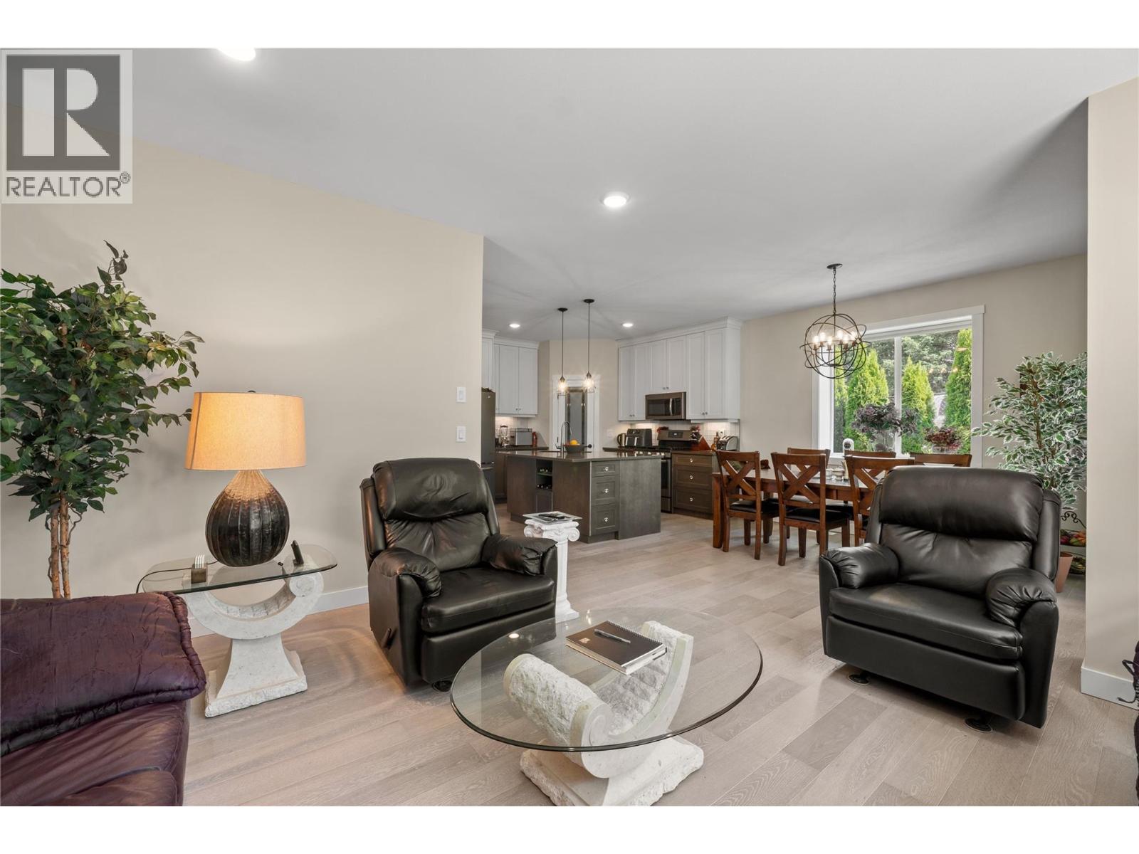 1791 10 Street SW Unit# 2, Salmon Arm, British Columbia  V1E 0E9 - Photo 15 - 10392551