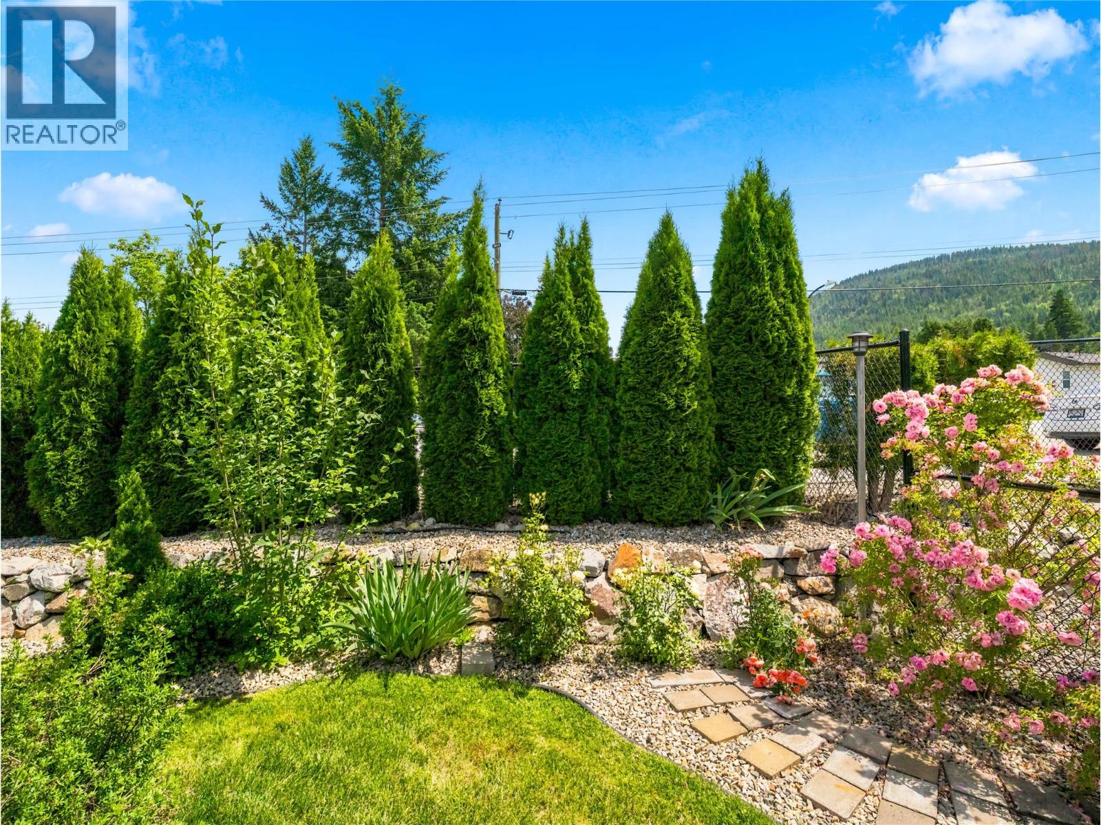 1791 10 Street SW Unit# 2, Salmon Arm, British Columbia  V1E 0E9 - Photo 36 - 10392551