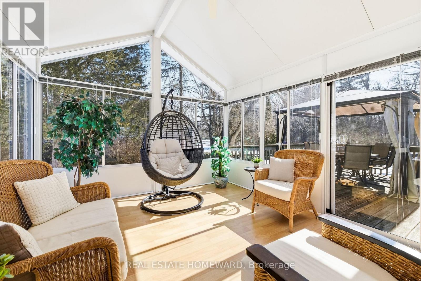 4 Wayne Crescent, Quinte West, Ontario  K0K 1L0 - Photo 34 - X12890252