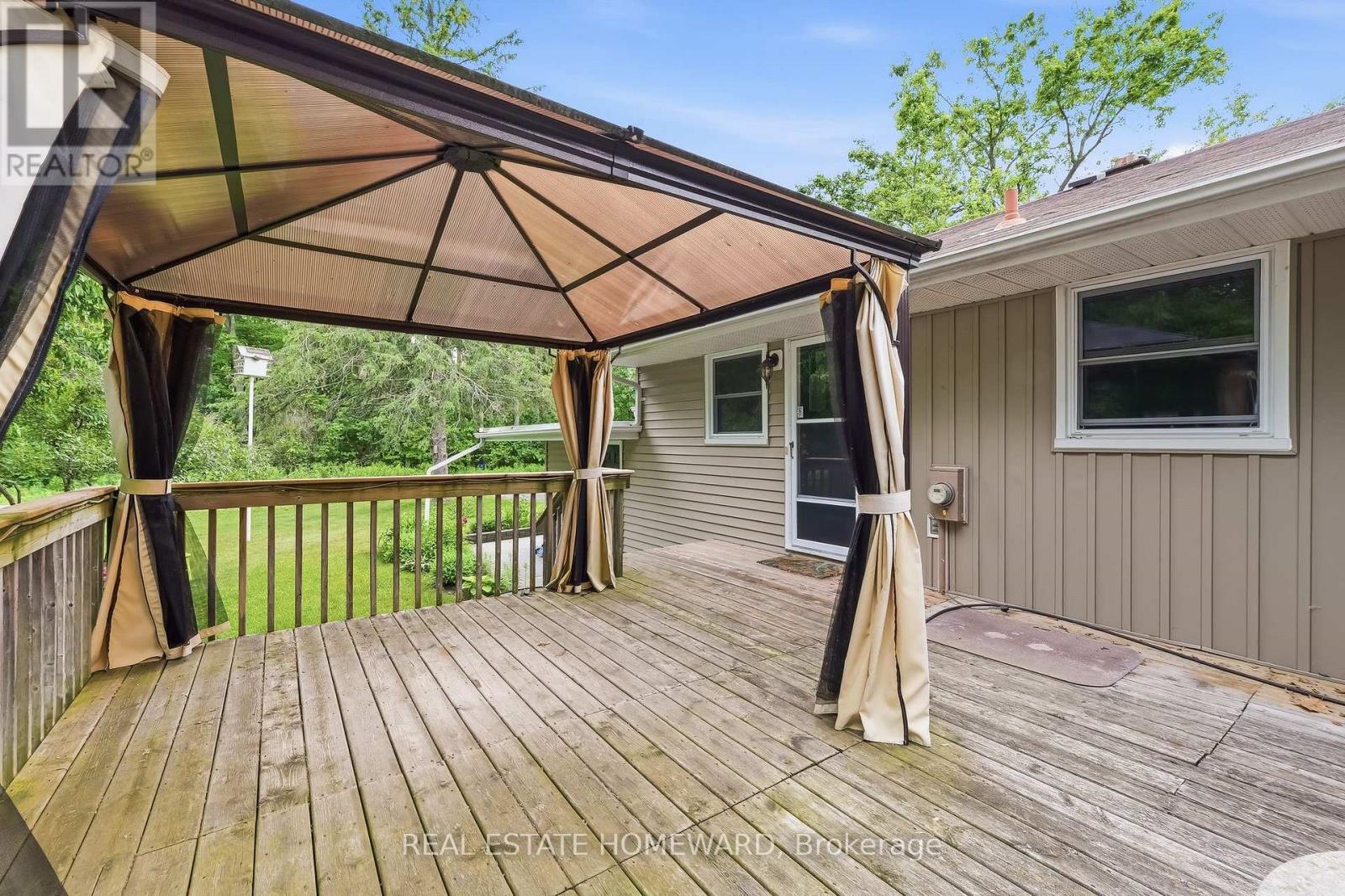 4 Wayne Crescent, Quinte West, Ontario  K0K 1L0 - Photo 42 - X12890252