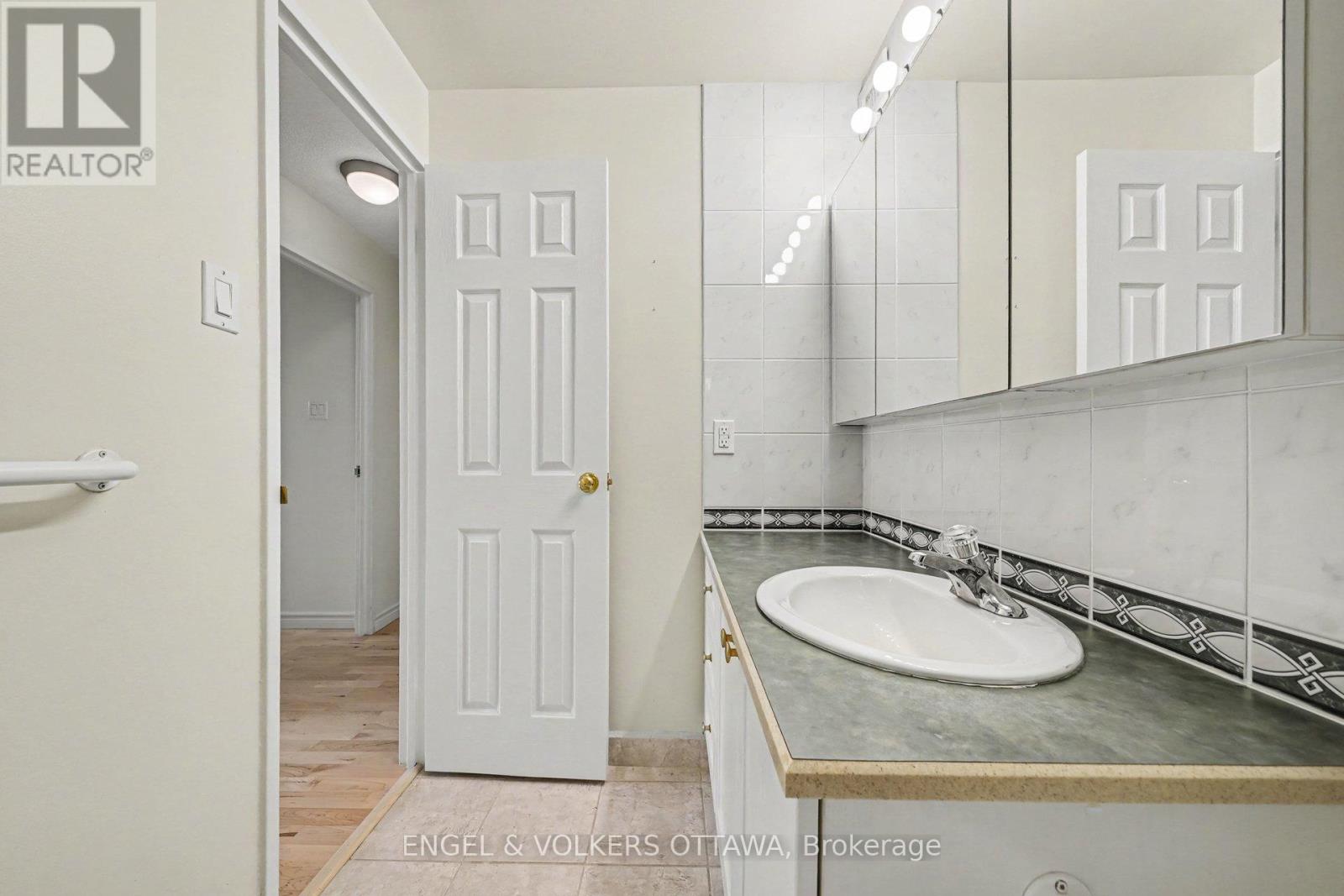 1206 - 1171 Ambleside Drive, Ottawa, Ontario  K2B 8E1 - Photo 25 - X13489788
