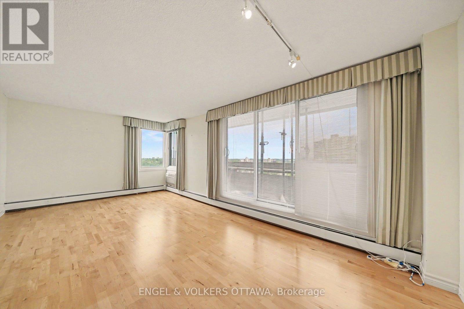 1206 - 1171 Ambleside Drive, Ottawa, Ontario  K2B 8E1 - Photo 5 - X13489788