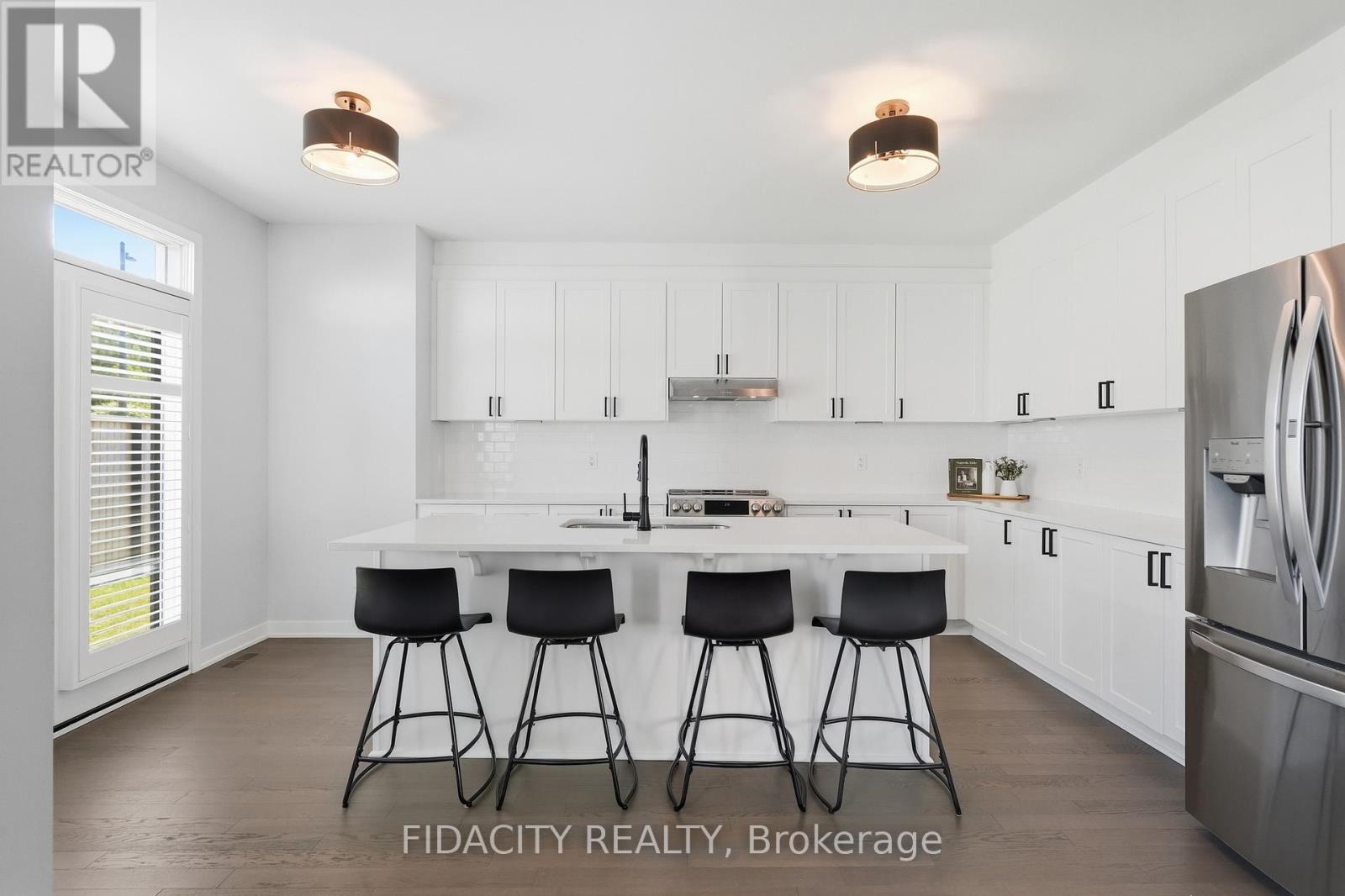 1002 Curraglass Walk, Ottawa, Ontario  K2S 3A6 - Photo 18 - X13489882