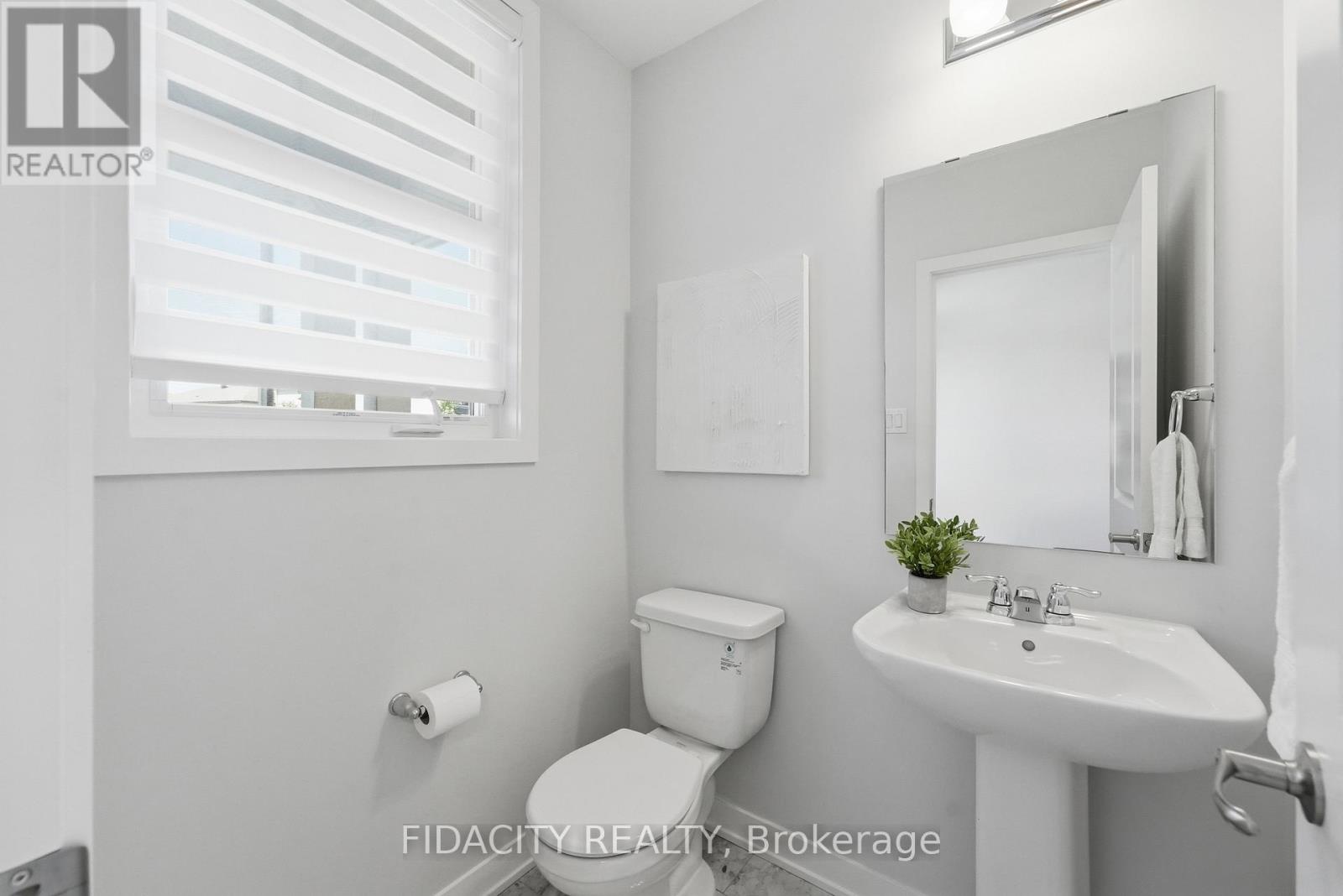 1002 Curraglass Walk, Ottawa, Ontario  K2S 3A6 - Photo 25 - X13489882