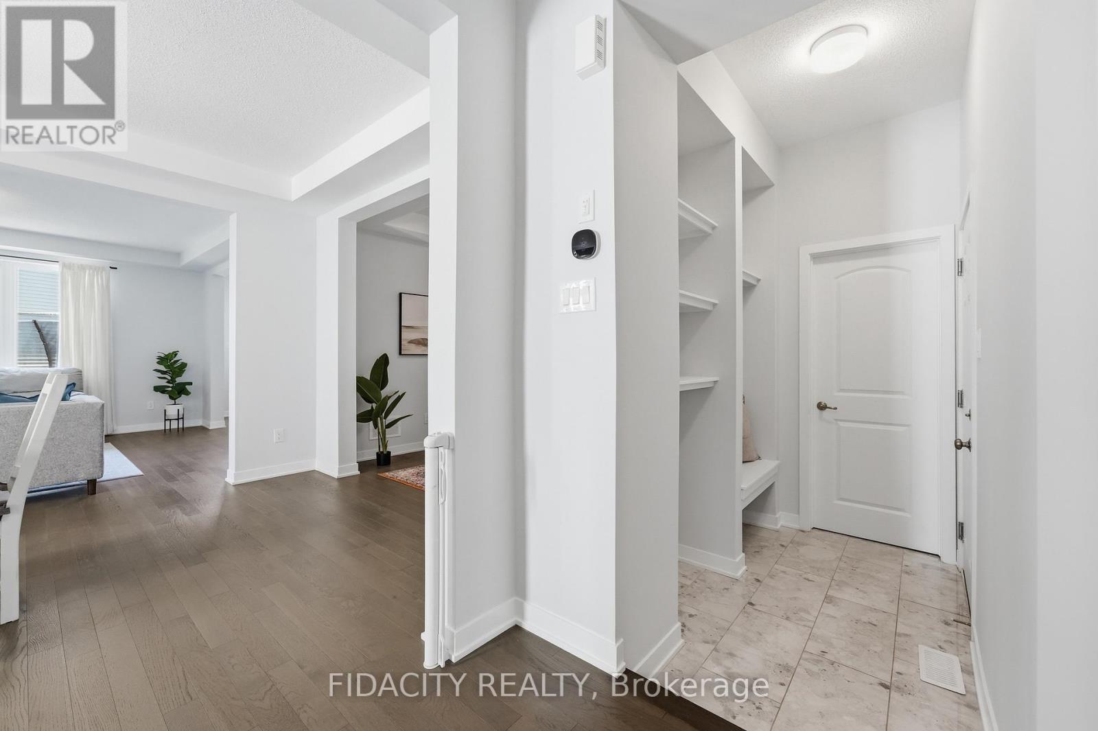 1002 Curraglass Walk, Ottawa, Ontario  K2S 3A6 - Photo 6 - X13489882