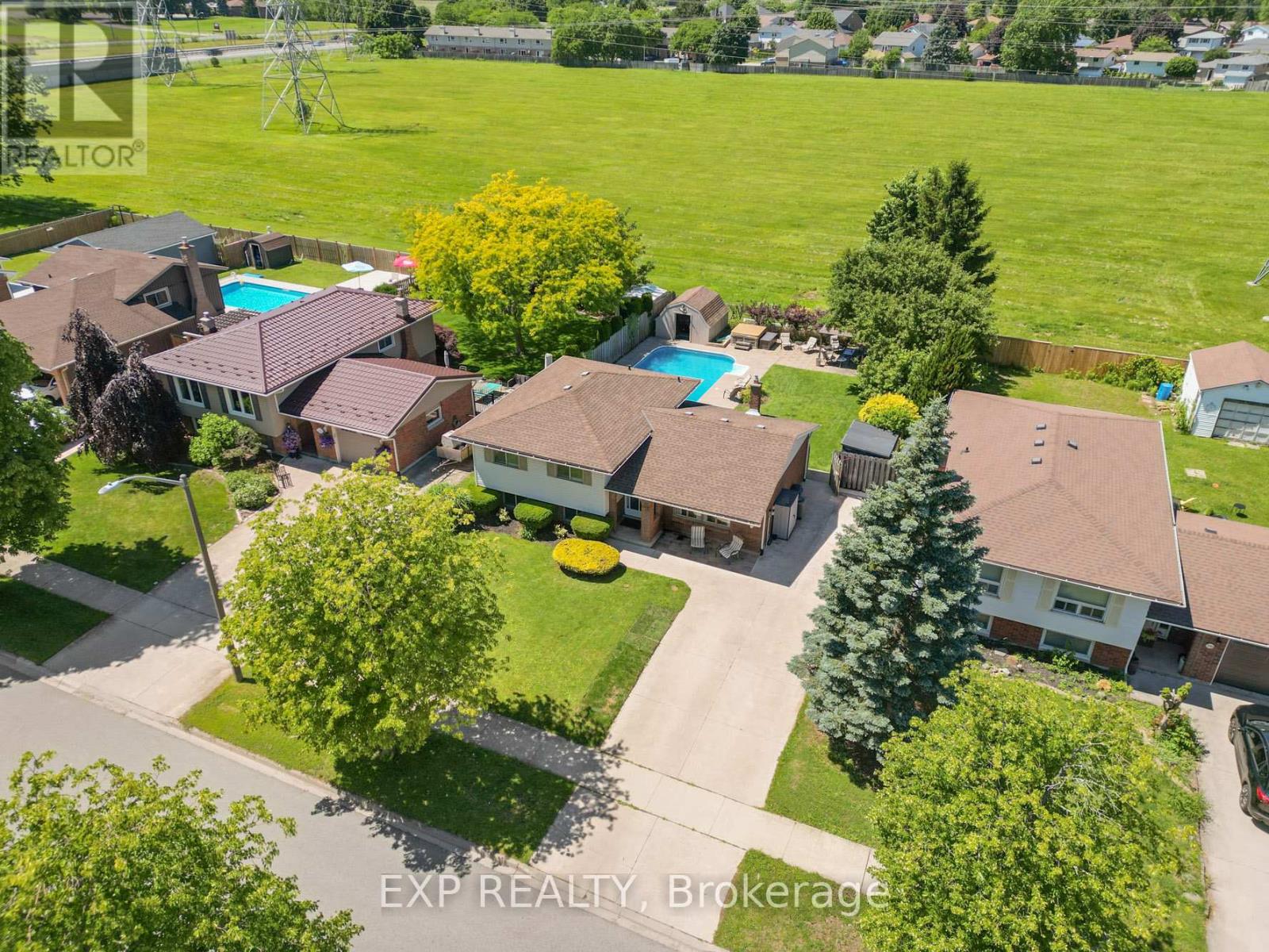 7195 WESTFIELD DRIVE, Niagara Falls, Ontario