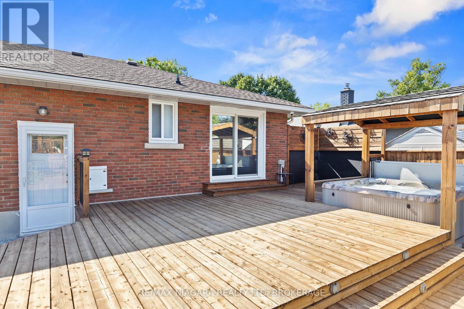 550 Lloyd Avenue, Welland, Ontario  L3C 2Z6 - Photo 37 - X13489904