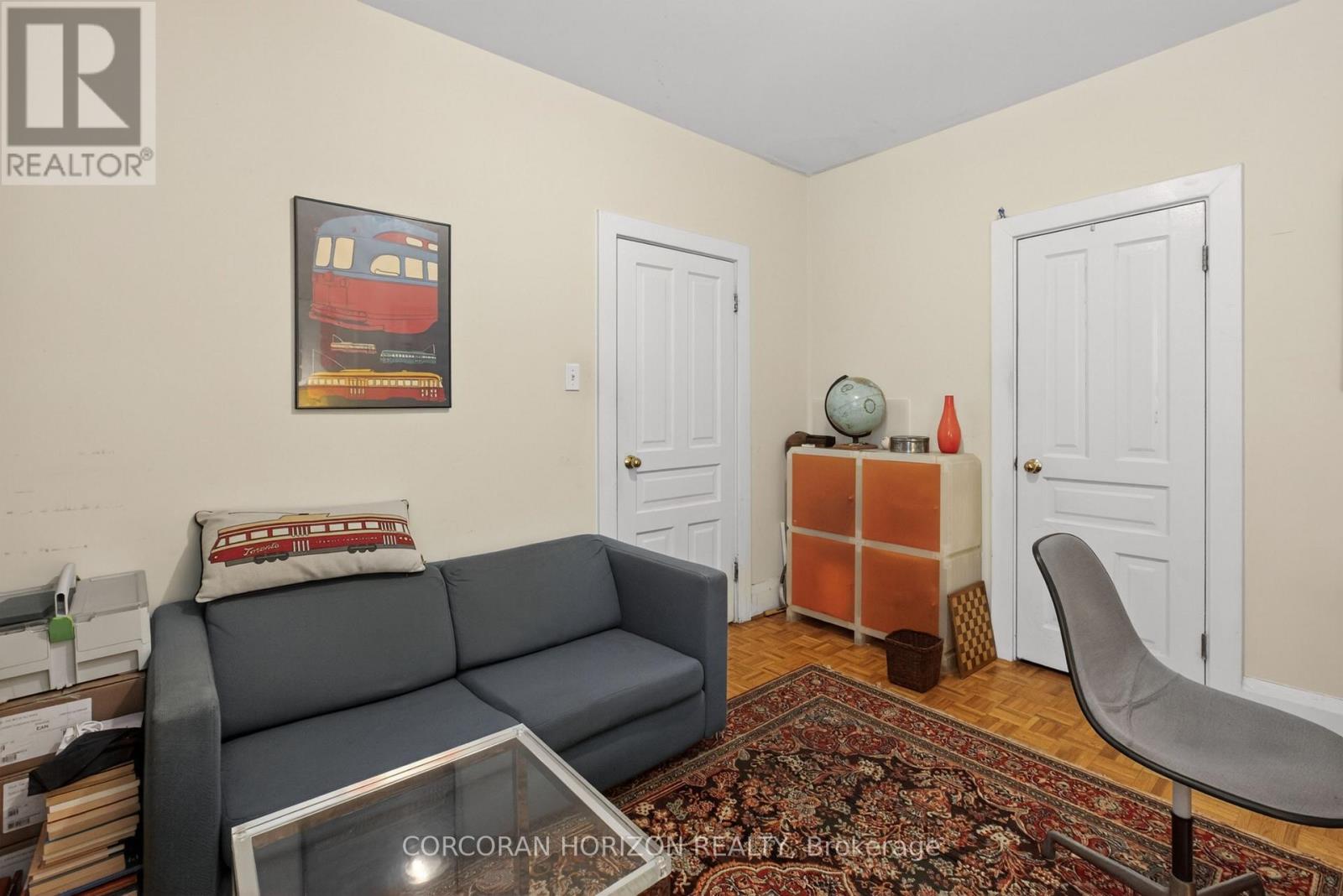 355 Parkside Drive, Toronto, Ontario  M6R 2Z4 - Photo 9 - W13487692