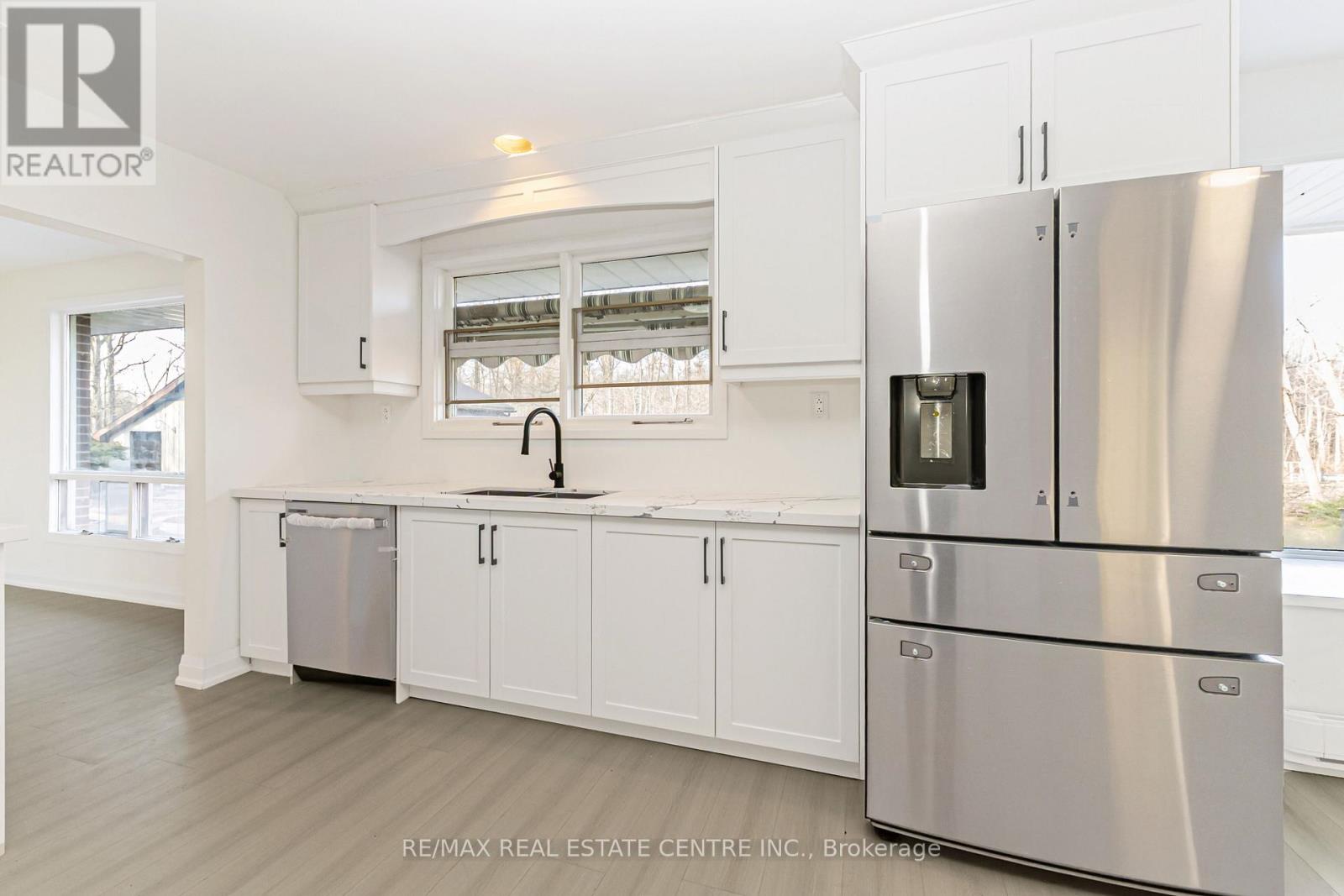 8449 8th Line, Halton Hills, Ontario  L7G 4S5 - Photo 10 - W13487902