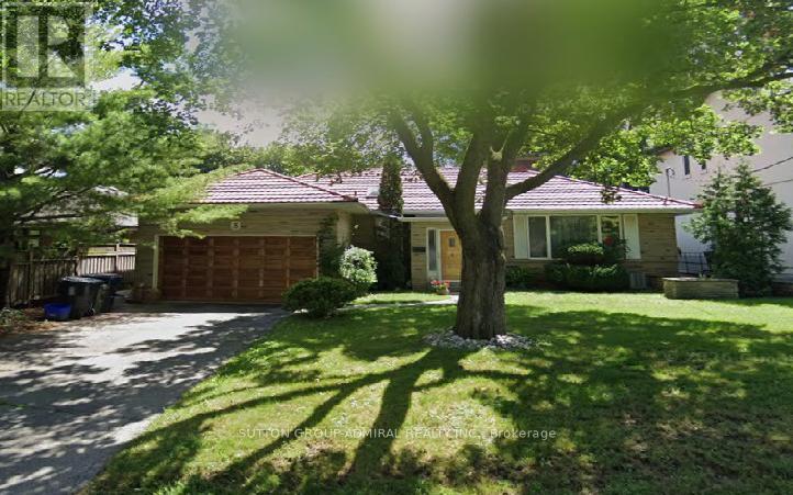 3 HILLDOWNTREE ROAD, Toronto, Ontario