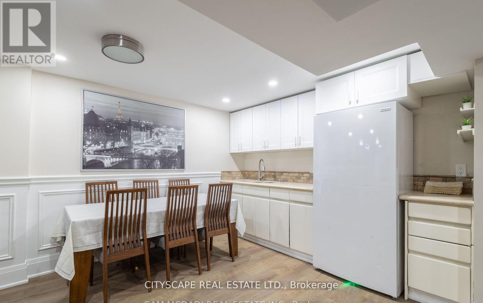 1270 Saginaw Crescent, Mississauga, Ontario  L5H 4B8 - Photo 37 - W13487990