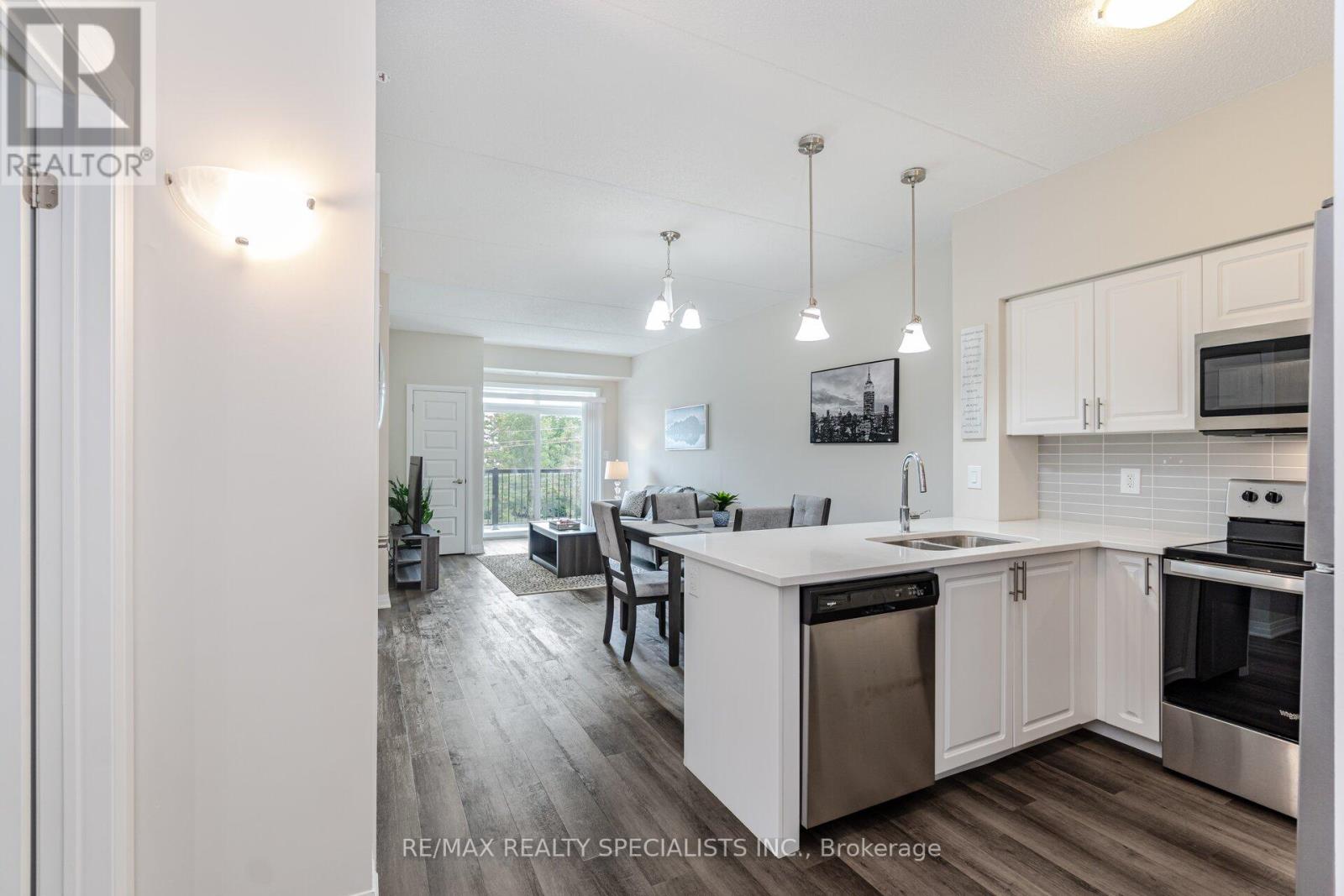 315 - 610 FARMSTEAD DRIVE, Milton, Ontario