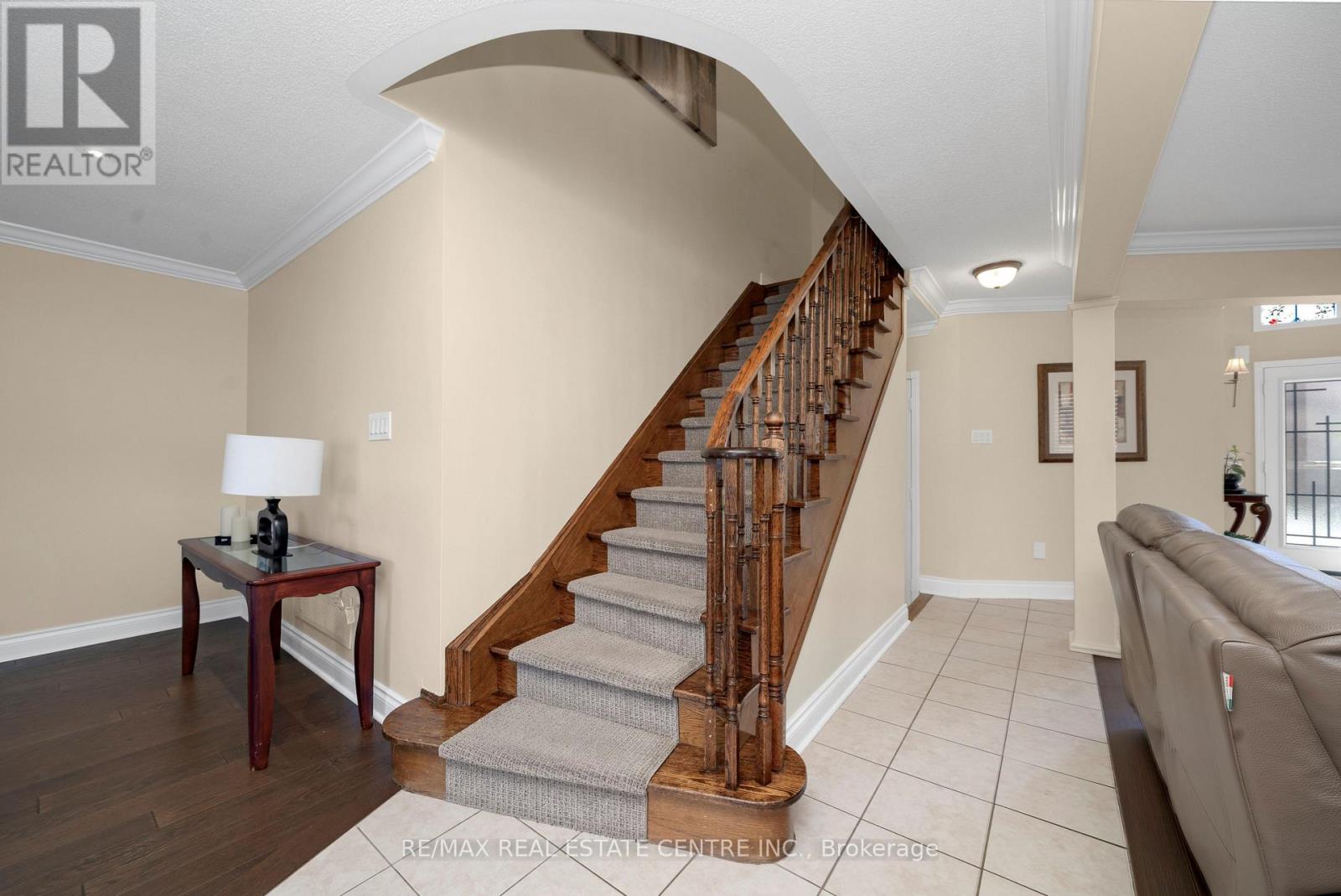 27 Milfoil Street, Halton Hills, Ontario  L7G 6M5 - Photo 11 - W13488120