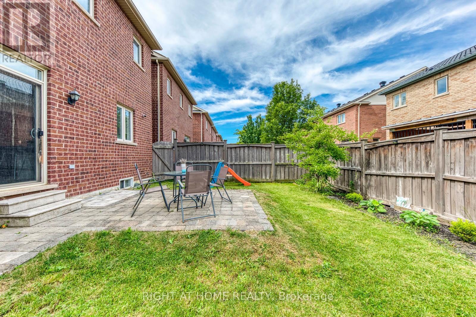 135 Holmes Crescent, Milton, Ontario  L9T 0V9 - Photo 42 - W13488138