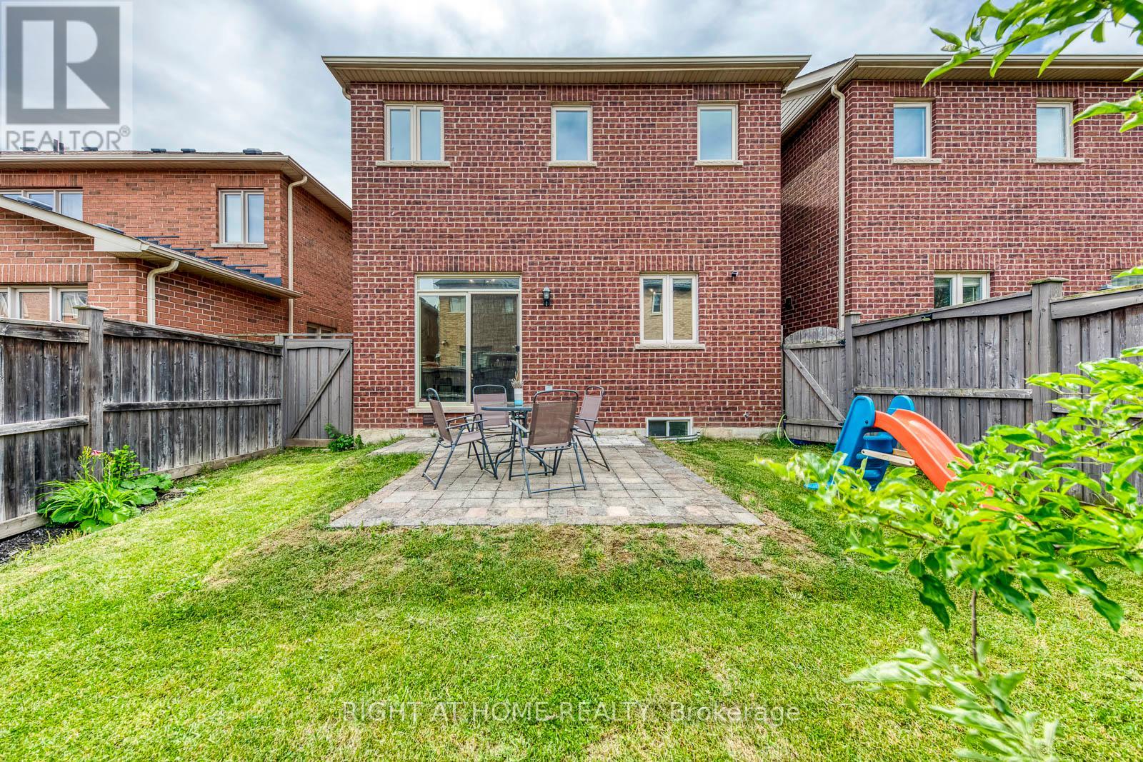 135 Holmes Crescent, Milton, Ontario  L9T 0V9 - Photo 43 - W13488138