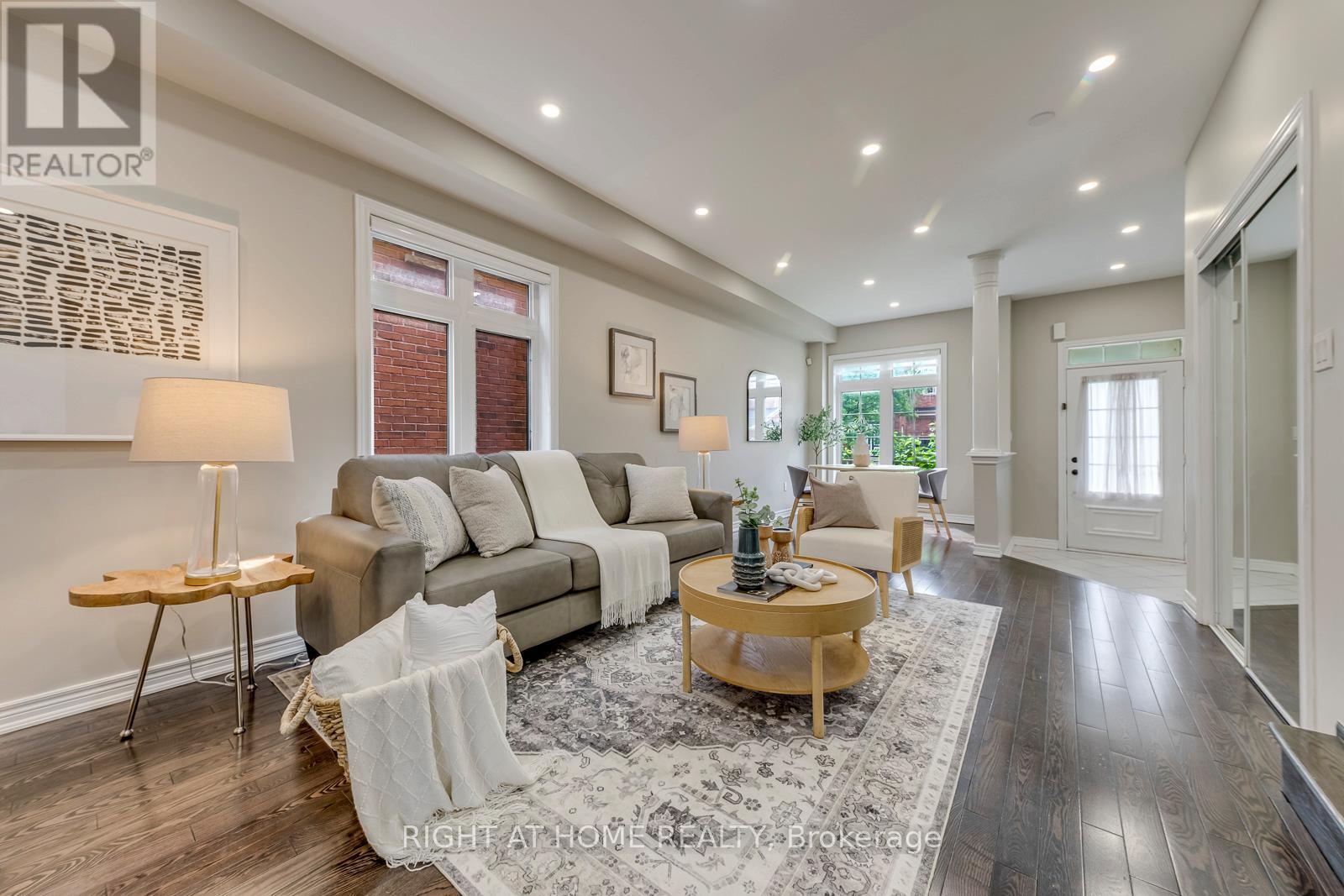135 Holmes Crescent, Milton, Ontario  L9T 0V9 - Photo 9 - W13488138