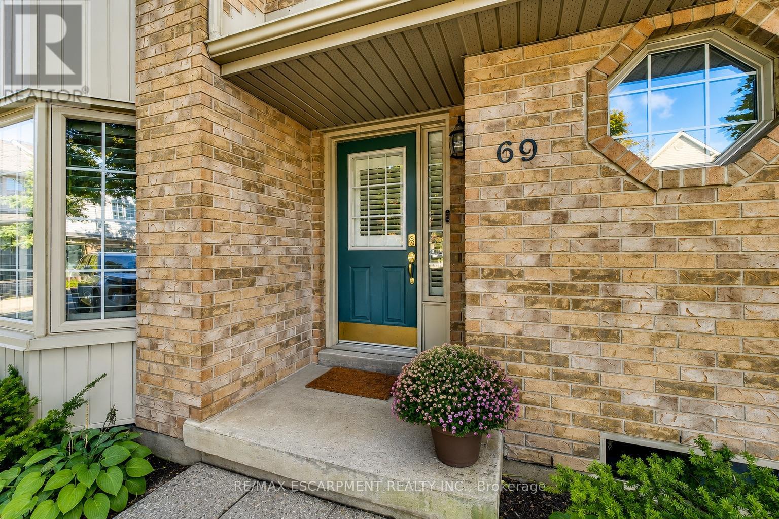 69 - 3333 New Street, Burlington, Ontario  L7N 1N1 - Photo 5 - W13488336