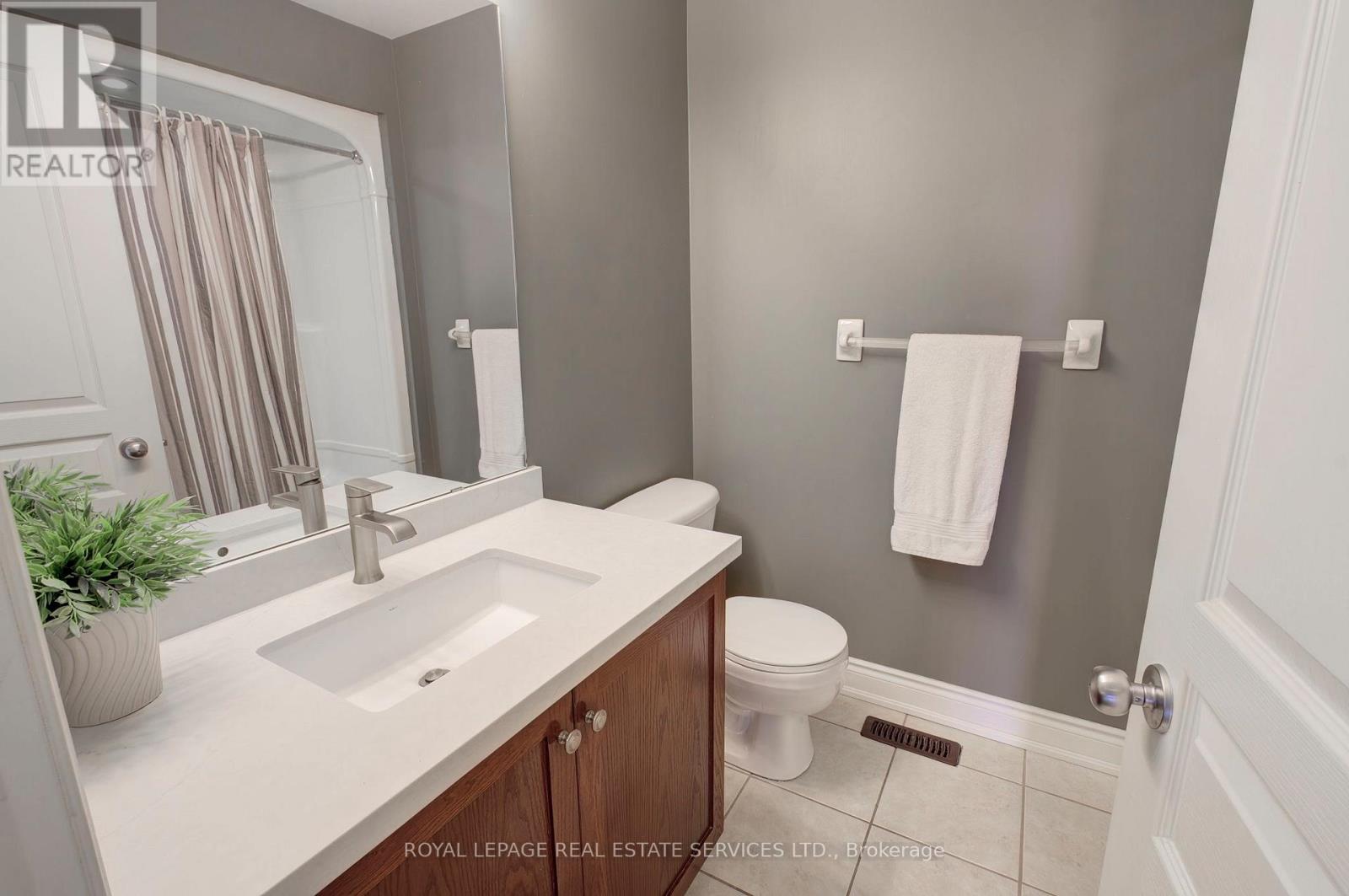 2275 Littondale Lane, Oakville, Ontario  L6M 0A6 - Photo 30 - W13488356