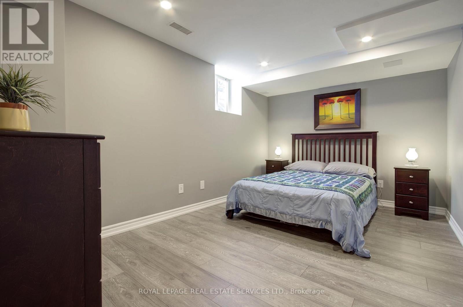 2275 Littondale Lane, Oakville, Ontario  L6M 0A6 - Photo 35 - W13488356
