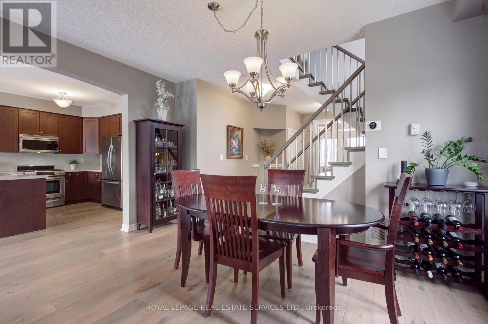2275 Littondale Lane, Oakville, Ontario  L6M 0A6 - Photo 8 - W13488356