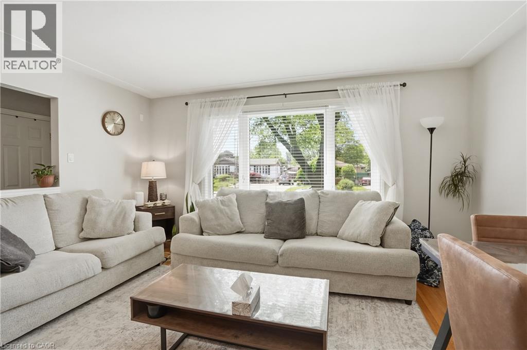 147 Manning Avenue, Hamilton, Ontario  L9A 3E8 - Photo 6 - 40841138
