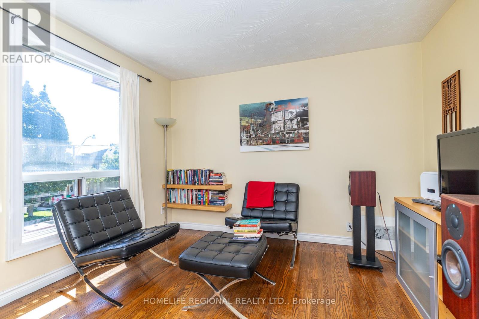 122 Emerson Avenue, Toronto, Ontario  M6H 3T1 - Photo 28 - W13488592