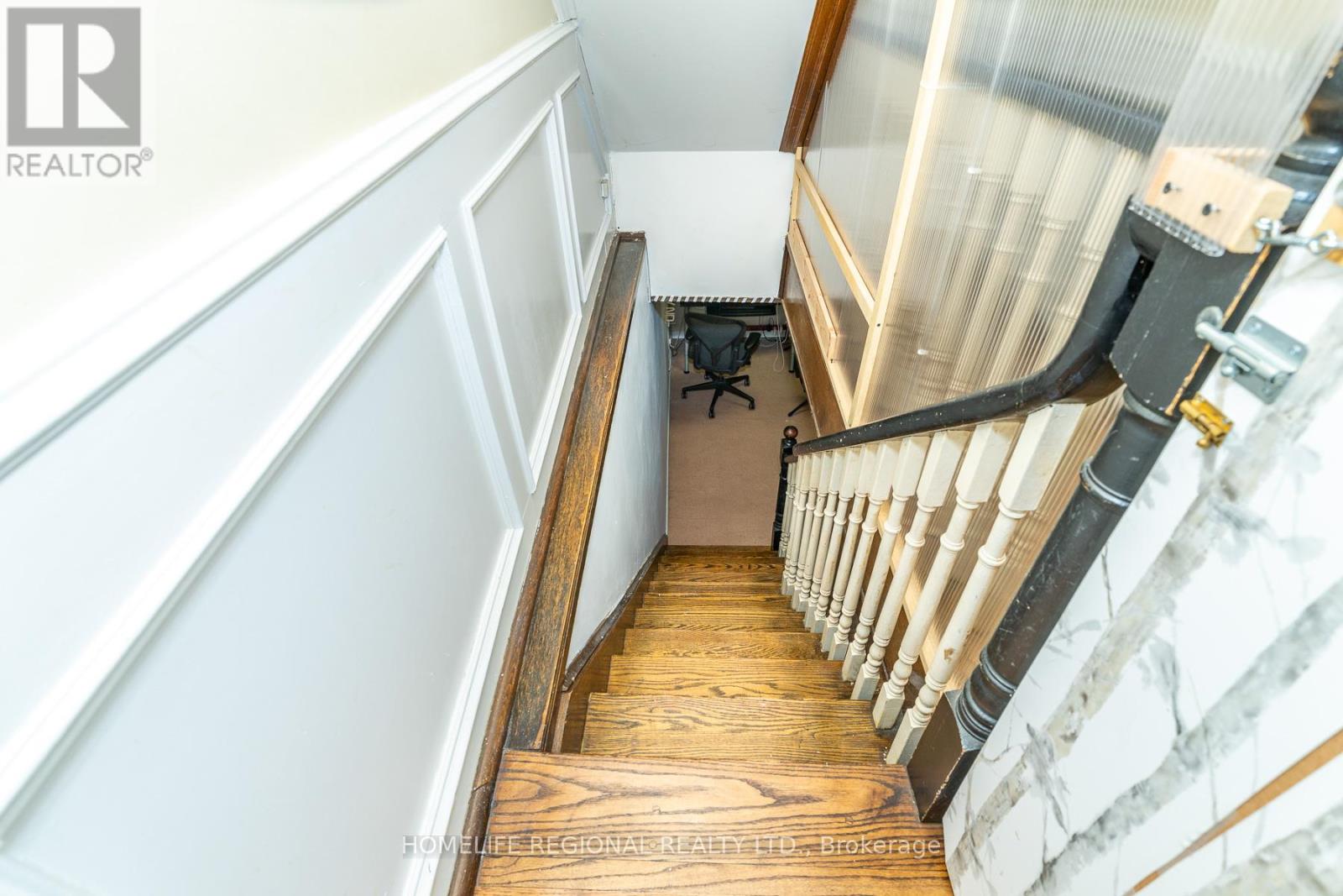 122 Emerson Avenue, Toronto, Ontario  M6H 3T1 - Photo 35 - W13488592