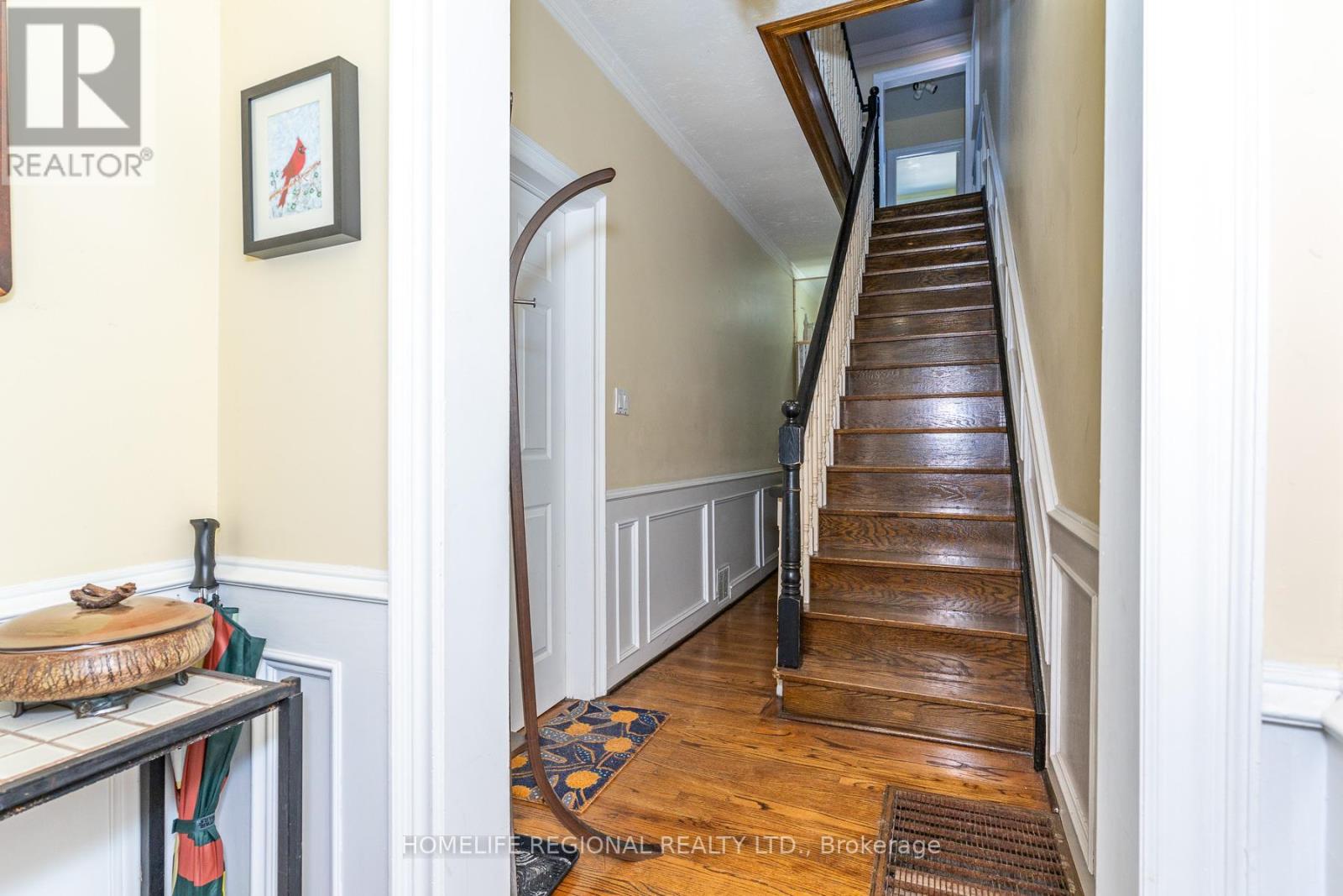 122 Emerson Avenue, Toronto, Ontario  M6H 3T1 - Photo 4 - W13488592