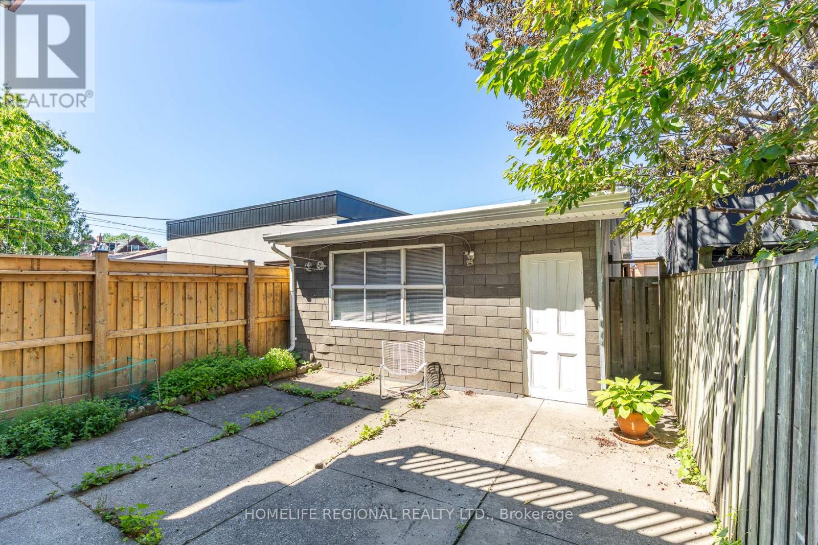 122 Emerson Avenue, Toronto, Ontario  M6H 3T1 - Photo 42 - W13488592