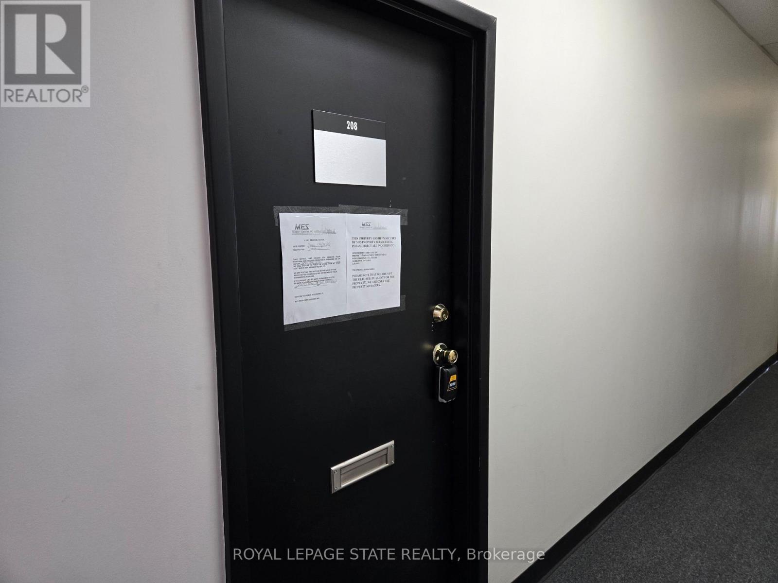 208 - 2404 Haines Road, Mississauga, Ontario  L4Y 4B8 - Photo 2 - W13488680