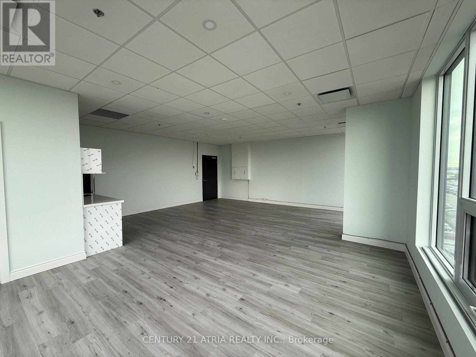 408 - 996 Martin Grove Road, Toronto, Ontario  M9W 4W8 - Photo 11 - W13488686