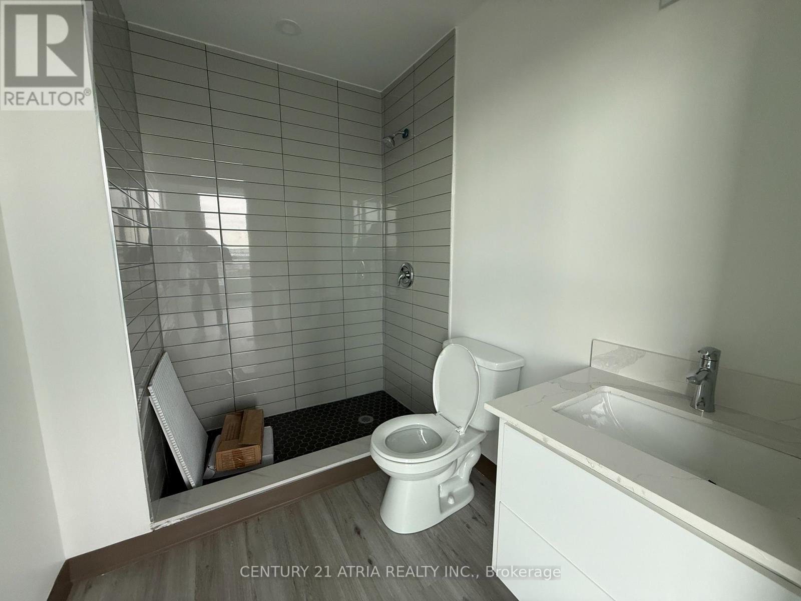 407 - 996 Martin Grove Road, Toronto, Ontario  M9W 4W8 - Photo 13 - W13488732