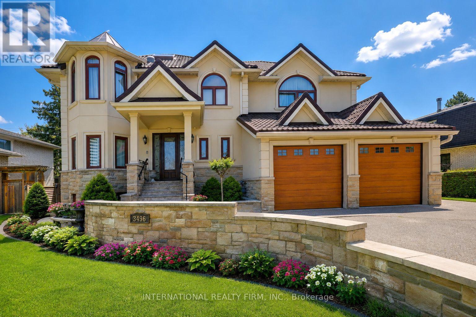 3496 BURNINGOAK CRESCENT, Mississauga, Ontario