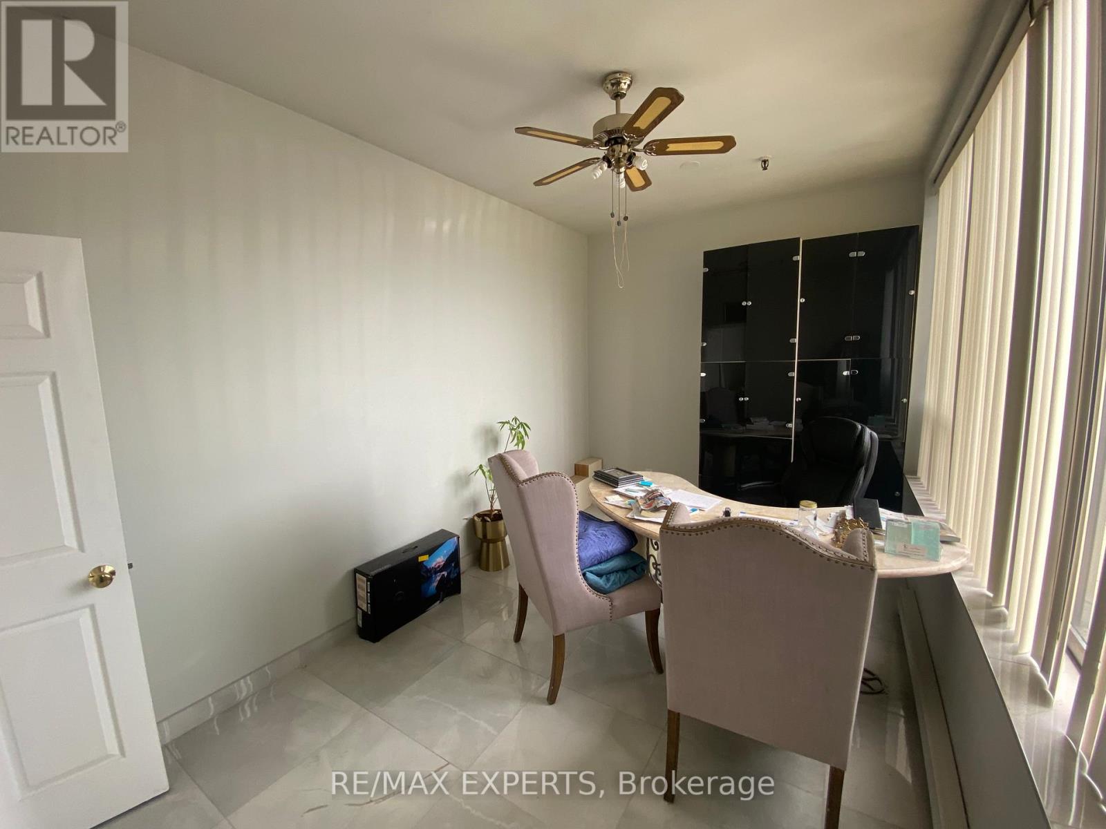 8 - 9198 Netherart Road E, Mississauga, Ontario  L5T 2G7 - Photo 6 - W13488766