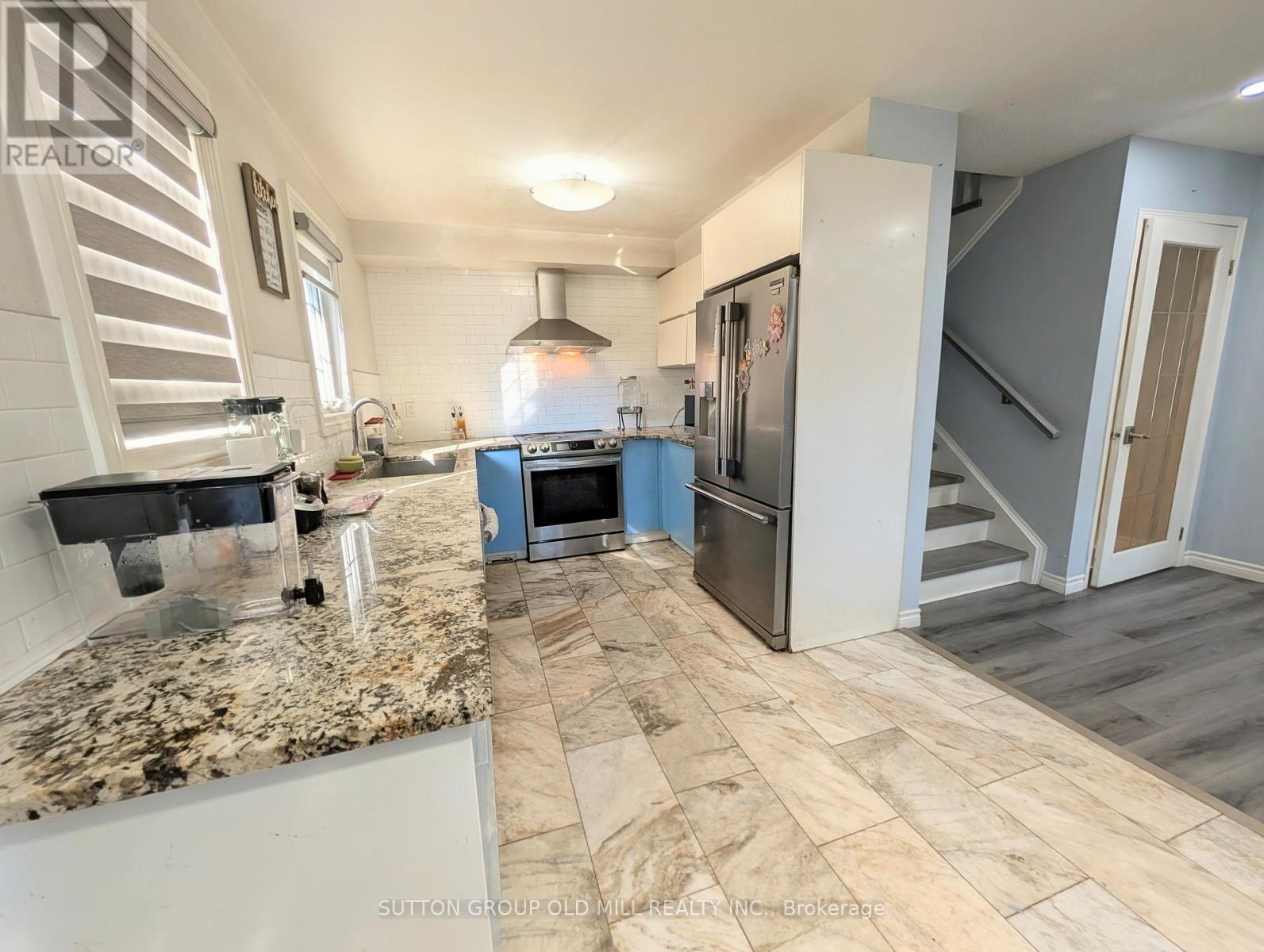 1 James Street, Mississauga, Ontario  L5M 1R4 - Photo 3 - W13488818