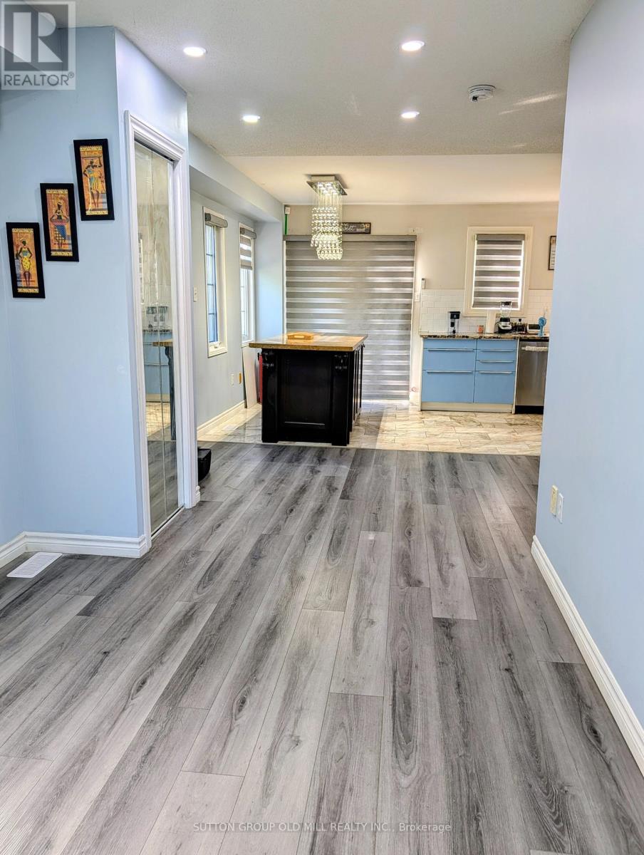 1 James Street, Mississauga, Ontario  L5M 1R4 - Photo 6 - W13488818